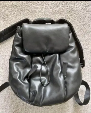 ZARA 블랙 드로우스트링 백팩