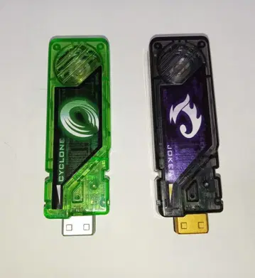 발광 가면라이더W DX 사이클론&조커 가이아 메모리