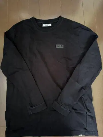 BALR. 블랙 긴팔 티셔츠 XXL