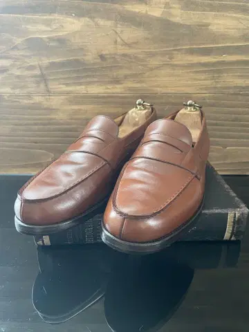 Trading Post x Carlos Santos 로퍼 탠브라운