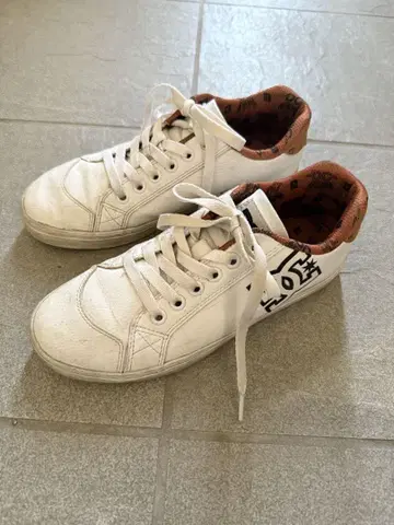 DC 스니커즈 24cm