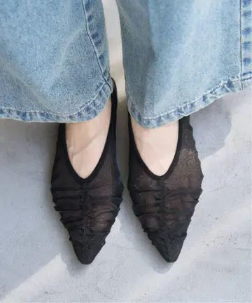 [새상품급] LE TALON 시어 개더 슬링백