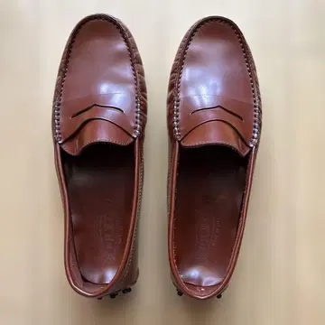 TOD'S 브라운 로퍼 드라이빙 슈즈