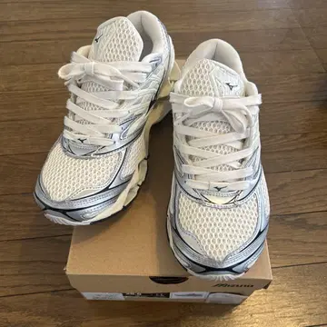 Mizuno Prophecy LS 25.0cm 화이트/실버