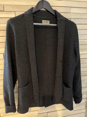 주말 한정판! 거의 미사용 FALCONERI 니트 자켓 100% 메리노