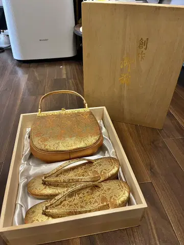 골드 컬러 꽃무늬 조리 & 백 세트 25