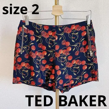 TED BAKER 테드 베이커 체리 패턴 숏팬츠 올 패턴