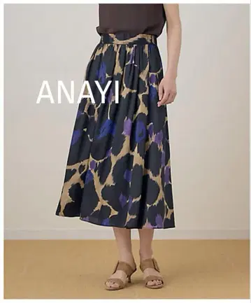 [새상품급] ANAYI 빅 플라워 턱 스커트 36