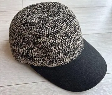 헬렌 카민스키 캡