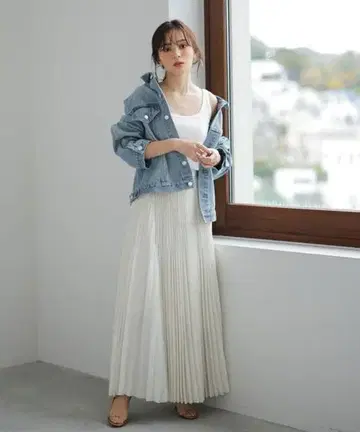 새상품급 anuans 아뉴앙스 볼륨 플리츠 스커트 ECRU