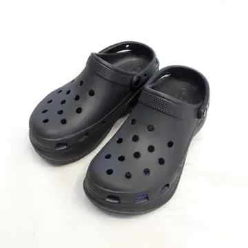 Crocs 클래식 베이 크로그 통굽 샌들