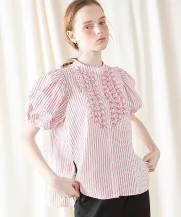 Modern tuck frill volume sleeve blouse