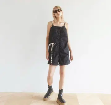 시루무린 레이스업 military 숏 올인원