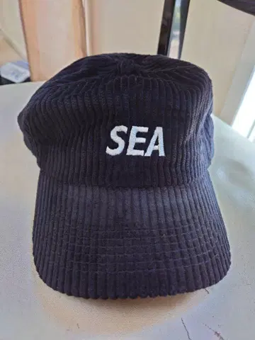 WIND AND SEA 로고 캡 블랙 F