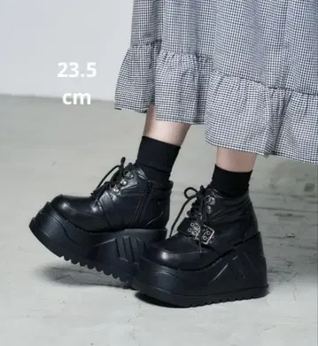 whinny 통굽 스니커즈