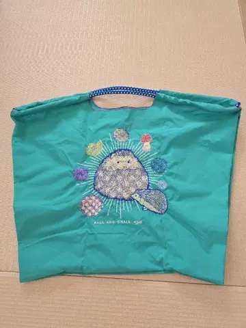 볼앤체인 고슴도치 에코백