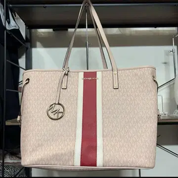 MICHAEL KORS 핑크 스트라이프 숄더백