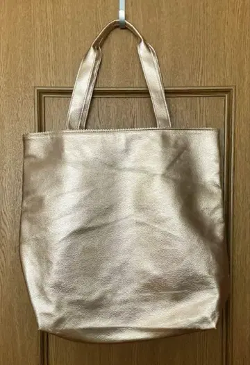 핑크 골드 합성 피혁 토트백