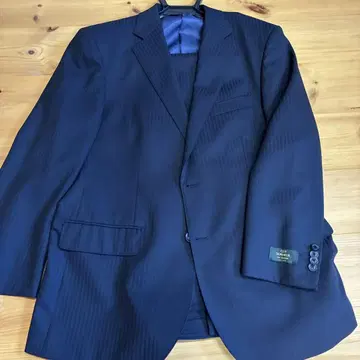 미사용품 Savile Row 네이비 스트라이프 비즈니스 정장 170