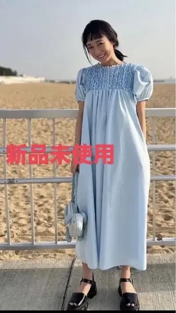 로지몬스터 수국 미니 프릴 원피스 라이트블루 미사용 새상품