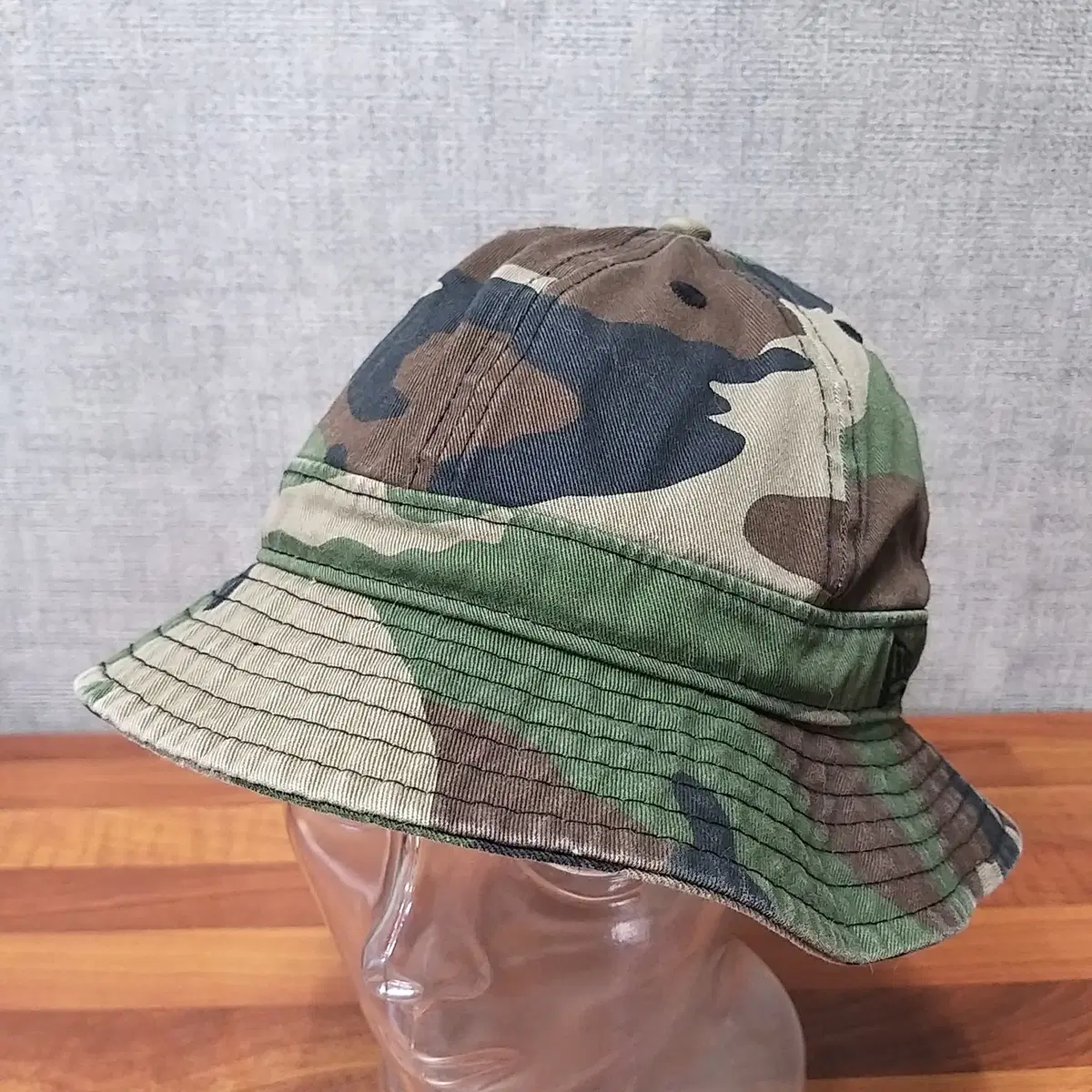 NEW ERA | 뉴에라 15. New Era Woodland Camo Khaki Bucket Hat