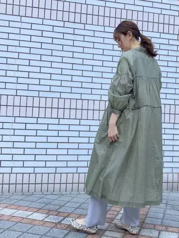 새상품 Bouchon 나일론 코트 스프링 점퍼 원피스 카키