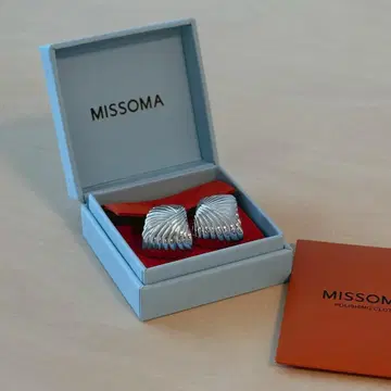 [ 새상품 ] MISSOMA 실버 웨이브 이어링