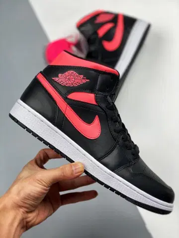 [완판템] AIR JORDAN 1 MID 'Siren Red' 28m