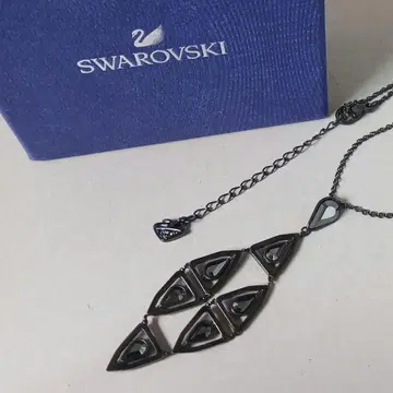 [고품질] Swarovski 스와로브스키 목걸이 Sidney 블랙