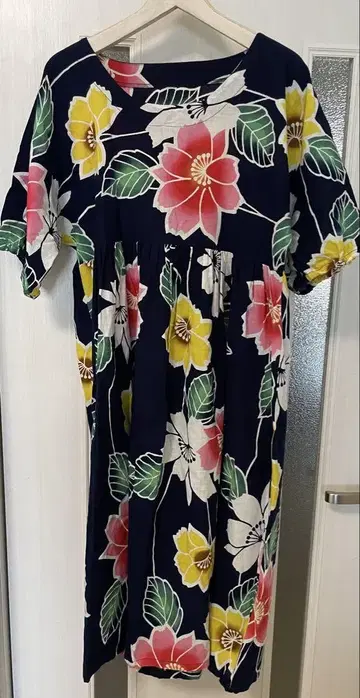 유카타 리메이크 원피스 빨흰노랑 커다란 꽃무늬