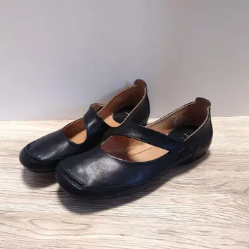 SAYA 플랫 슈즈 블랙 24.5cm