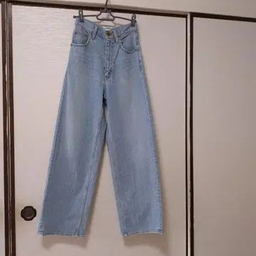 아줄바이마우지 하이웨스트 와이드 데님 24 사이즈 MOUSSY