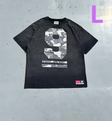 9090 Numbering Sprayed Camo Tee