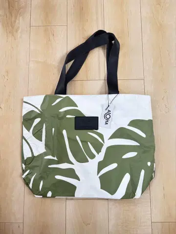 미사용 택 포함 새상품 ALOHA COLLECTION 데이트리퍼 토트백