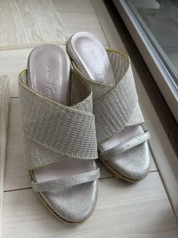 긴자 카네마츠 샌들 22cm