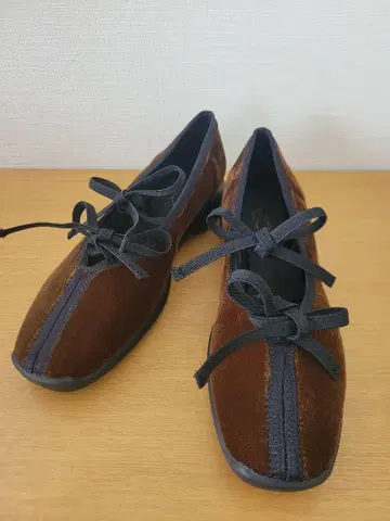 새상품급 Le Talon 더블 리본 발레리나 신발 브라운 24cm