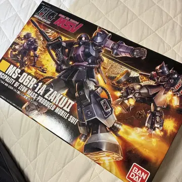 HG MS-06R-1A [검은 삼연성 자쿠]
