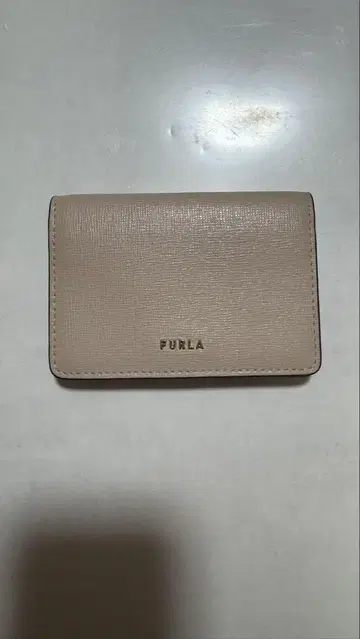 FURLA 베이지 가죽 명함지갑