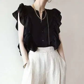 프릴 장식 블랙 슬리브리스 셔츠