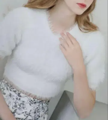 Riu 2023 autumn 샤기 니트탑