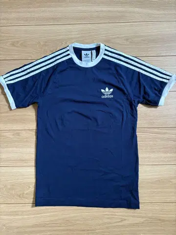 아디다스 티셔츠 네이비 XS adidas