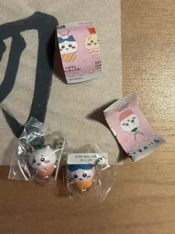 치이카와 하치와레 키링 피규어 쿠라스시 2체 세트