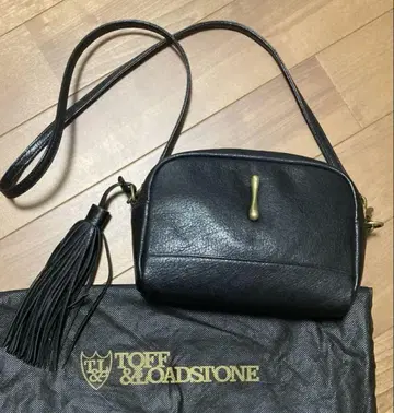 TOFF & ROADSTONE 블랙 숄더백