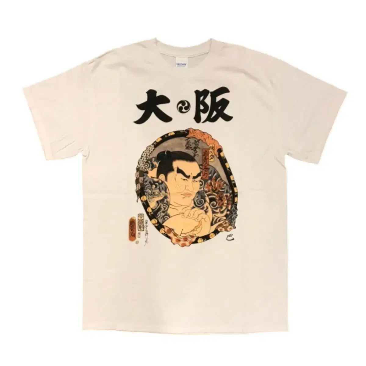 Glowny Short Sleeve PROVINCE EYELET BUTTON TEE on Bunjang