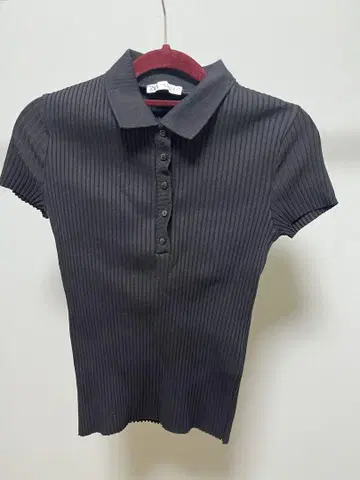 ZARA 블랙 리브 폴로 티셔츠