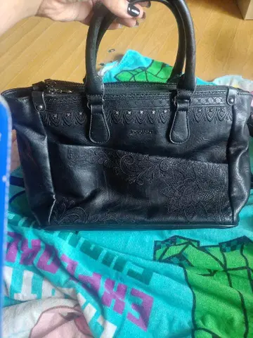 Desigual 블랙 핸드백 숄더