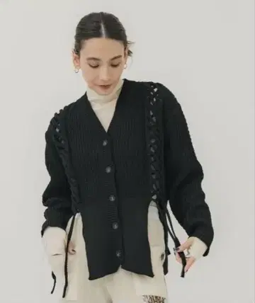 [ ODAKHA/오다카 ] 블레이드 슬릿 가디건
