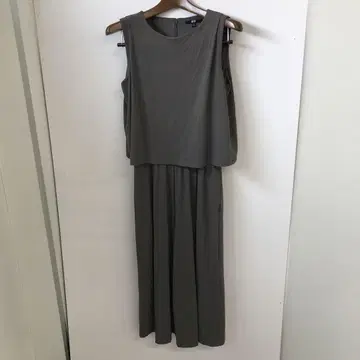 8피22 UNIQLO 유니클로 올인원 M 사이즈 여성용