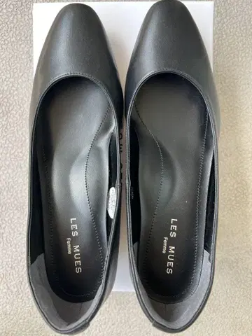 LES MUES 블랙 펌프스 24.5cm