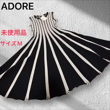 ADORE [아도어] 원피스 A라인 썸머 니트 블랙 & 화이트 스트라이프